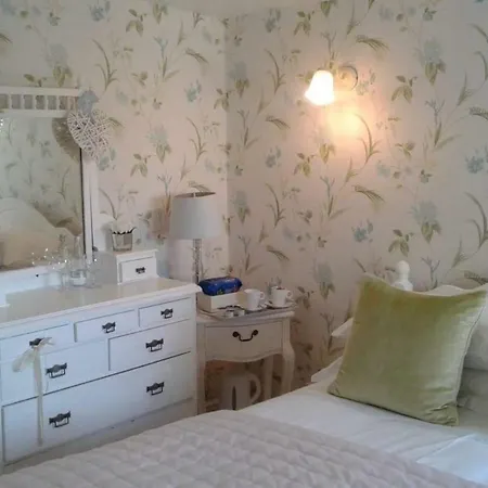 The Beehive 4* Whitby