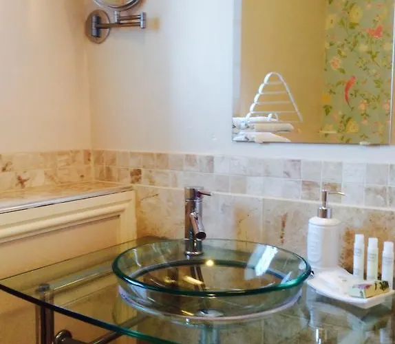 住宿加早餐酒店 The Beehive 4*